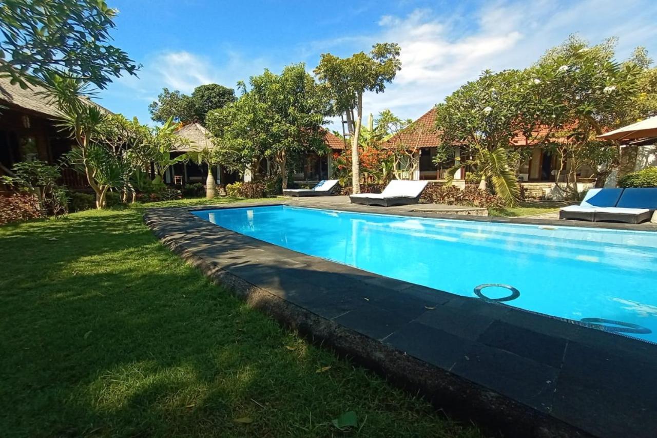 Rigils Lembongan Bungalow Exterior foto